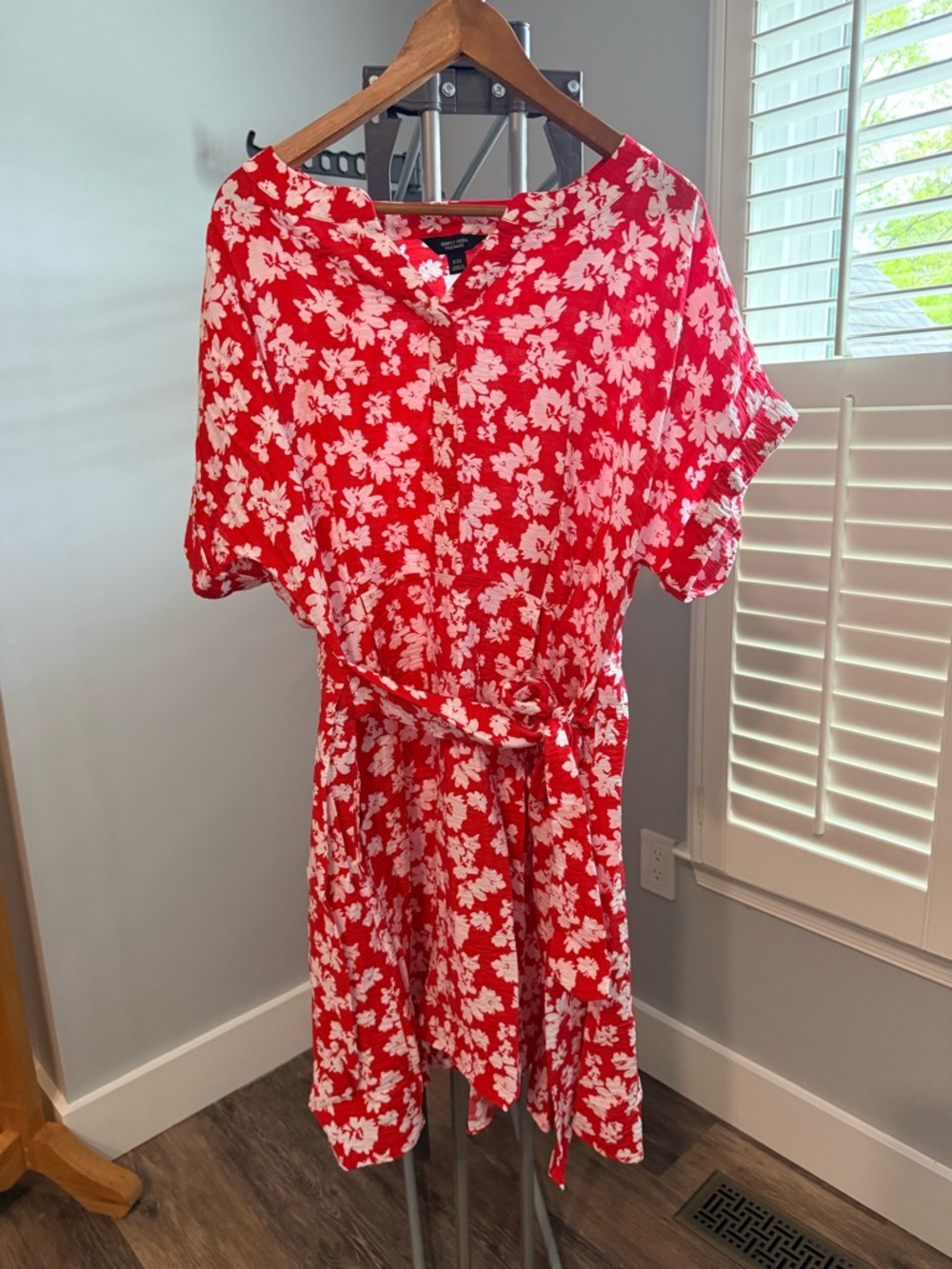 Simply Vera Vera Wang Red and White Floral Dress